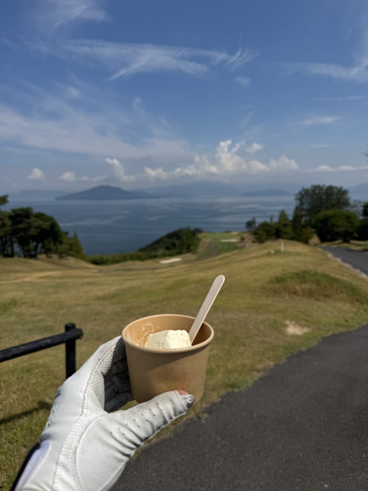 Ice cream at the course's halfway snack stand
